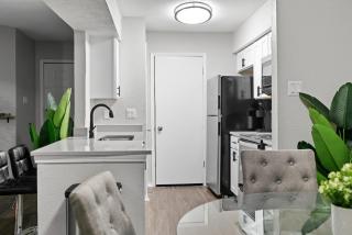Beautiful 2BD2BA in University Hills 0433 - Austin - 3