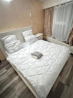 LC Studio Bucsinescu - Iaşi - 1