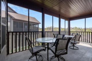 Birdie Lane Beauty - Golf Pools Gym & More - Branson West - 2