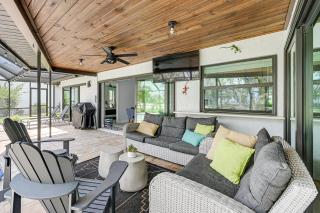 Bonita Springs Home with Lake Views 8 Mi to Beach! - Bonita Springs - 1