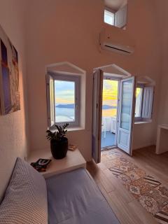 Traditional Houses - Imerovigli - 7