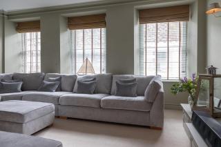 George House - Dartmouth - 6