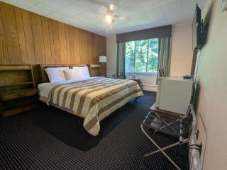 Mariner motor hotel - 1