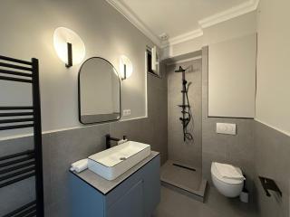 3BR Modern apartment for 8 BRAND NEW - 2