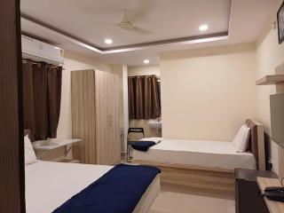 Sahasra Sree Suites Inn - Hyderabad - 9