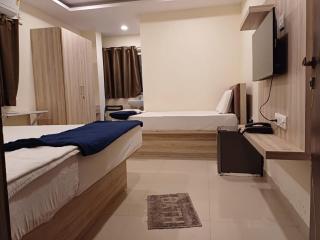 Sahasra Sree Suites Inn - Hyderabad - 2