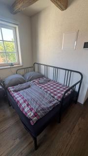 Rose Boardinghouse Zimmer mit Gemeinschaftsbad - Großbottwar - 3