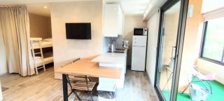 LA MER appartement climatisé,à10mn à pieds de la plage, chambre et coin nuit, grand patio et parking privé - Bormes-les-Mimosas - 1