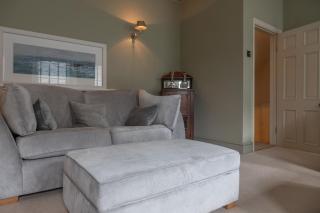 George House - Dartmouth - 4