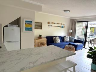 Nautical Stylish Ground Level 1 Bedroom Unit - Noosaville - 6