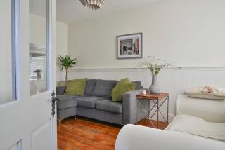 Courtyard Cottages - 4