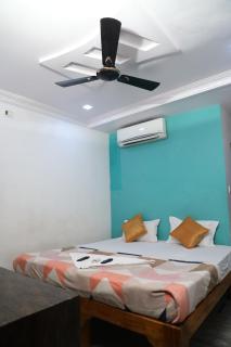Sai Nivas Guest House - Visakhapatnam - 7
