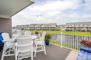 Whale of a Time - Waterfront Stay for 10 with Resort-style Amenities - Selbyville - 4