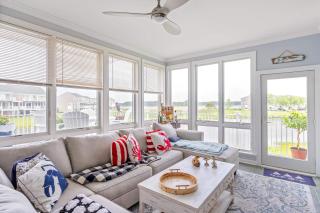 Whale of a Time - Waterfront Stay for 10 with Resort-style Amenities - Selbyville - 3