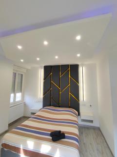 CinéLux - Appartement entier - Parking gratuit - Algrange - 1