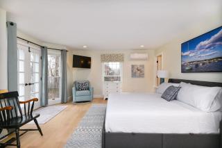 Harbor View Cozy Retreat for 2 - York - 3
