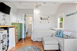 Just Beachy Charming Studio - York - 2