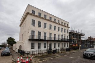 Sea View Stay Stunning Herne Bay Escape - 3