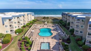 Ocean View Shore Drive Bliss- Pool- Grills- Sleeps 6 - Myrtle Beach - 8