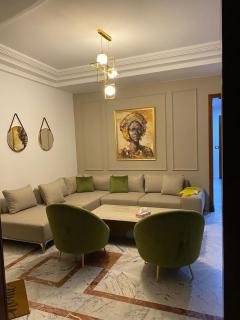 Magnifique appartement avec terrasse Tunisie Mall - Al ‘Uwaynah - 2