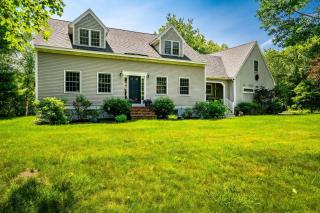 Maine Adventure 3BR Oasis Awaits - York - 2