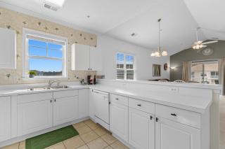 Stylish Barefoot Golf Condo with Pool Access - North Myrtle Beach - 8