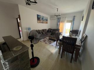 Your Perfect Getaway, Luxury Chalet in Lamera, Ras El Hekma - Zāwiyat al ‘Awwāmah - 1
