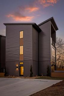 Starburst - An Atomic Ridge Home - 2
