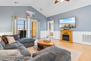 Tranquil Waters l 3BR Retreat Near Myrtle Beach - Myrtle Beach - 0