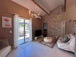 L'instant Bohème -4 personnes Jacuzzi et plages à 15 minutes - 2