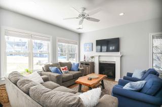 Maritime Meadows - Charming Resort-Style Home - Arundel - 1