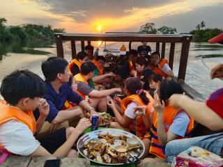 Điểm Hẹn restaurant, cắm trai, sở thú mini farm, câu cá giải trí - 0