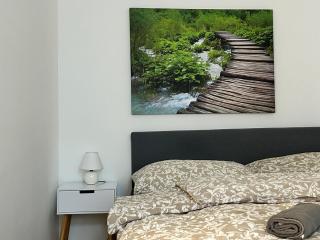 Sunny & Calm Long-Term Apartment with Free Parking - Vienne - 7