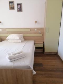 Manolovi Guest House - 1