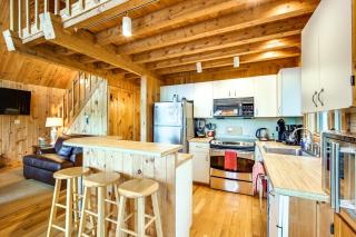 8 Mi to Okemo Mountain Resort Mtn-View Retreat! - Andover - 7