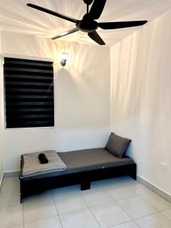 Opening PROMO Arkham Knight 3BR Homestay Cyberjaya - Cyberjaya - 3