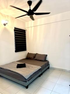 Opening PROMO Arkham Knight 3BR Homestay Cyberjaya - Cyberjaya - 2