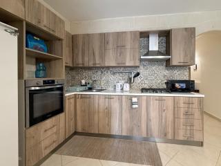 Traditional Maltese 3BD Apartment with Front & Back Balconies - Close to Gozo Ferry - Nadur - 9