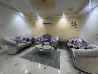 شقة كبيرة 4 غرف نوم وصالة وشرفة-بلكونة- Large apartment with 4 bedrooms, a living room and a balcony - Taif - 7
