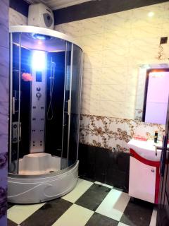 2 bedroom available for shortlet - 4