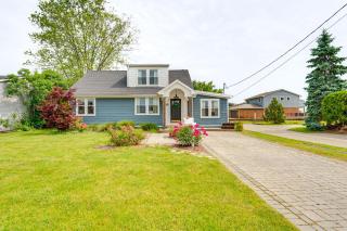 Canal-Front St Clair Shores Home 2 Mi to Dtwn - St. Clair Shores - 9