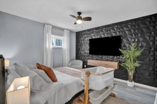 Pocono Blue with Paddleboards, Spa, Indoor Jacuzzi, GameRoom, Lake, EV - Gouldsboro - 8