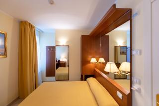 Hotel Ambasciata Venice - Atika & Atif - Mestre - 1