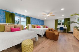 NEW-Heated Pool-Pickleball-Hot Tub-Movie Theater-Game Room-Playset-Basketball-10 Beds - Tampa - 9