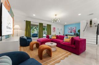 NEW-Heated Pool-Pickleball-Hot Tub-Movie Theater-Game Room-Playset-Basketball-10 Beds - Tampa - 4
