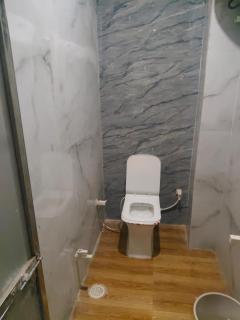 Krishan kripa dham near banke bihari g temple 400 mtr - 3