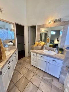 Rare to find a Desert Jewel, West Side, 3 Bedrooms - El Paso - 1