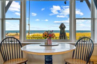 A Wave from It All Sleeps 4 - Old Orchard Beach - 0