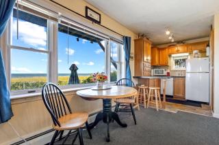 A Wave from It All Sleeps 4 - Old Orchard Beach - 4