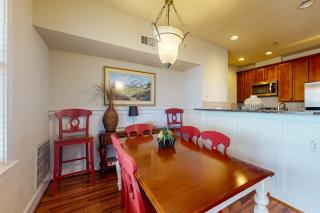 Suits Us - Galveston - 9